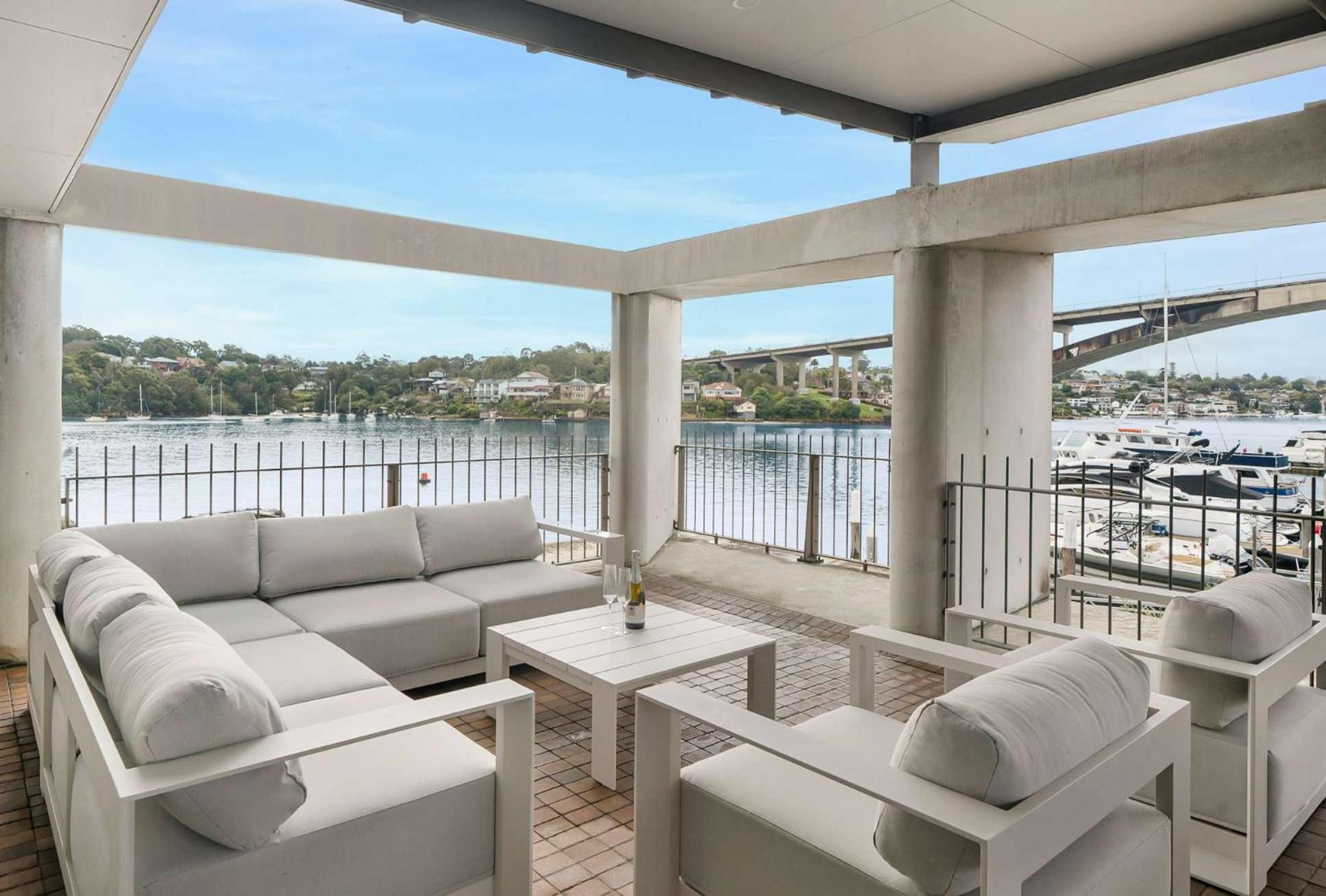 Harbour-front With Views & Parking * Sydney